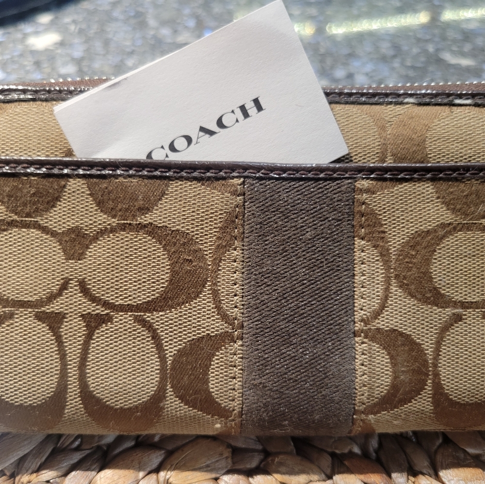 Coach Signature Canvas long zipper wallet